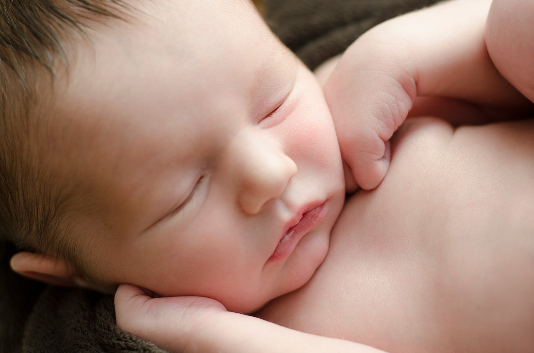 Sleeping newborn 